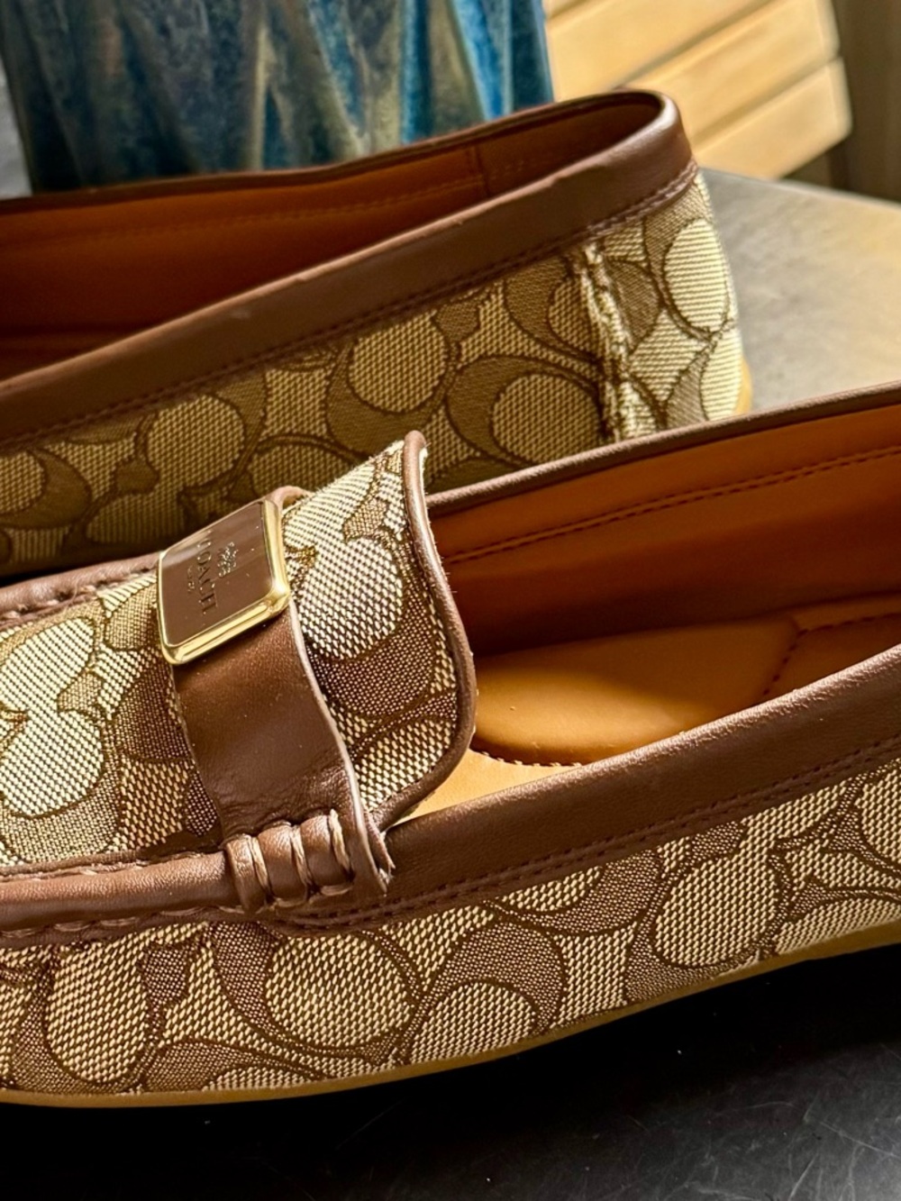 Coach Tan & Brown Signature Canvas Penny Loafers Size 11 Great Condition - Picture 11 of 13